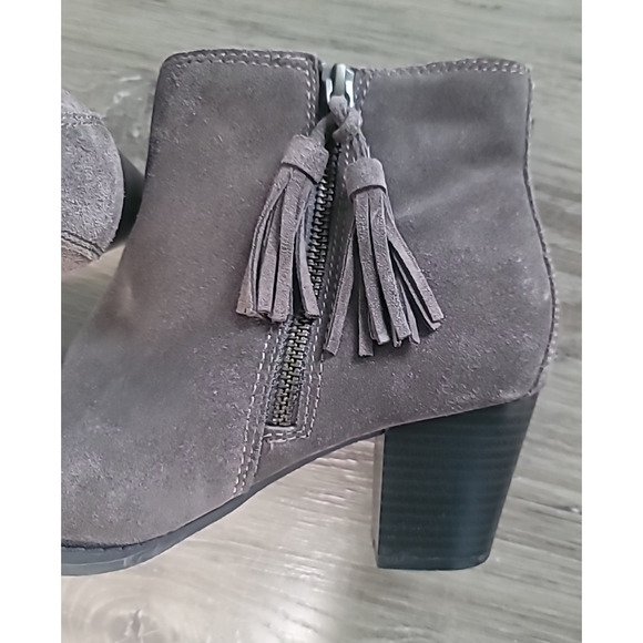 Vionic Womens Ankle Boot Sz 8.5 Suede Taupe Gray Leather Fringe Zip Block Heel - Picture 9 of 16